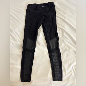 Alo Yoga Moto Legging